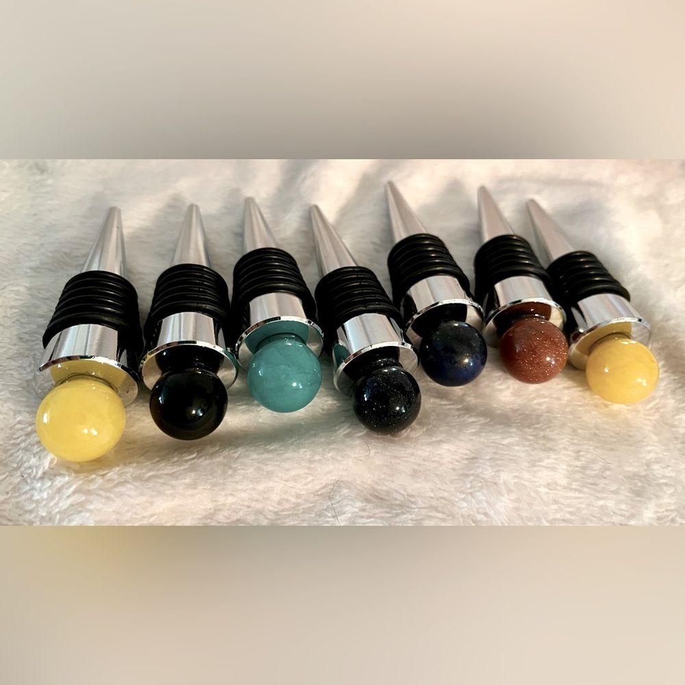 Elegant Crystal Wine Bottle Stoppers
